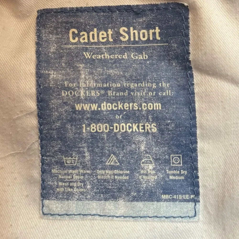 Dockers Cadet Short Brown Khaki Shorts size 42